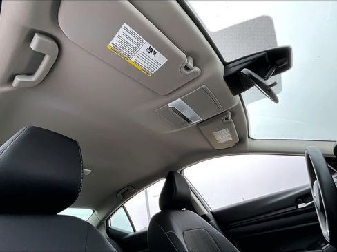 Used 2025 Nissan Altima 2.5 SV image 13