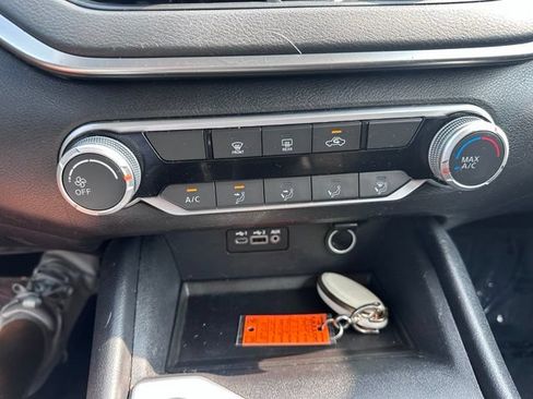 Used 2020 Nissan Altima 2.5 S FWD image 13