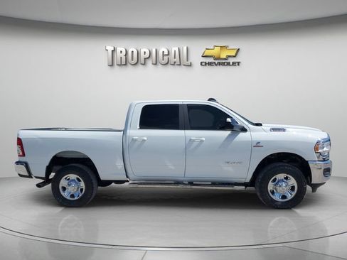 Used 2022 RAM 2500 Big Horn w/ Cold Weather Group AWD/4WD image 6
