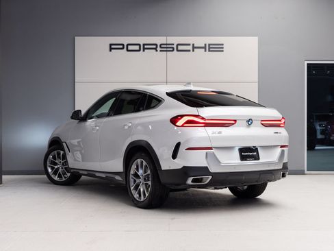 Used 2023 BMW X6 xDrive40i w/ Premium Package AWD/4WD image 5