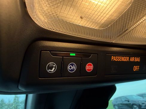 Used 2021 Chevrolet TrailBlazer RS w/ Sun and Liftgate Package AWD/4WD image 25