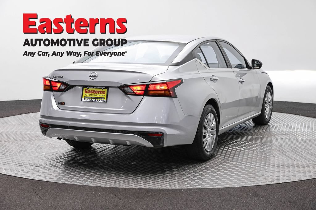 Used 2024 Nissan Altima 2.5 S FWD image 6