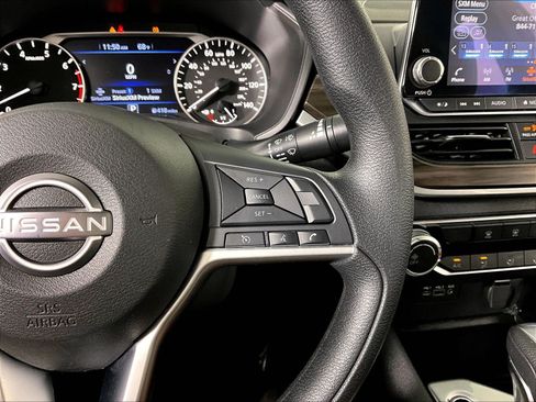 Certified 2024 Nissan Altima 2.5 SV FWD image 12