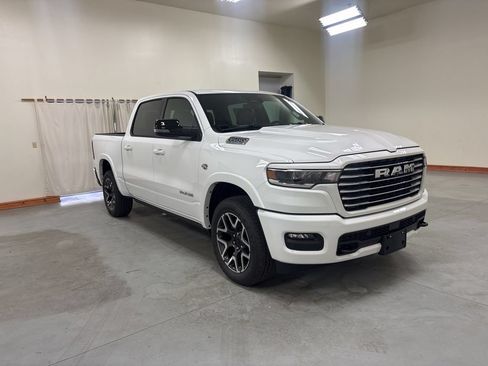 New 2026 RAM 1500 Laramie AWD/4WD image 2
