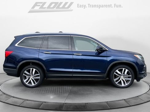 Used 2017 Honda Pilot Touring image 10