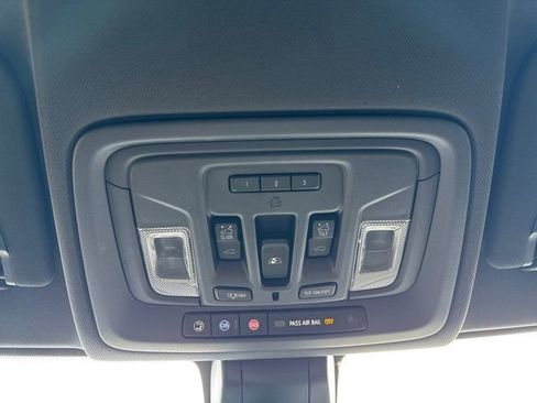 Used 2020 Chevrolet Silverado 2500 High Country w/ Z71 Off-Road Package AWD/4WD image 20