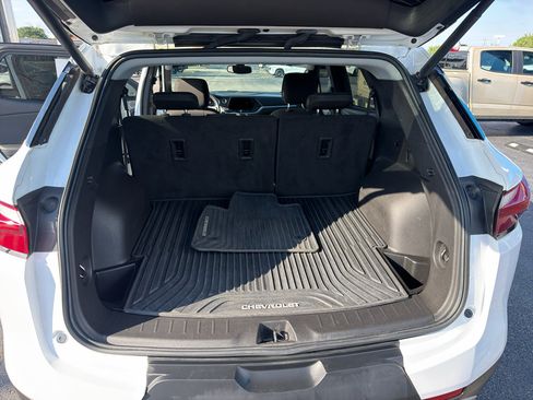 Used 2019 Chevrolet Blazer LT FWD image 11