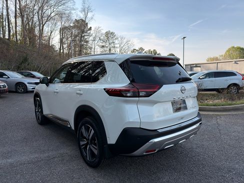 Used 2023 Nissan Rogue Platinum w/ Platinum Premium Package image 5