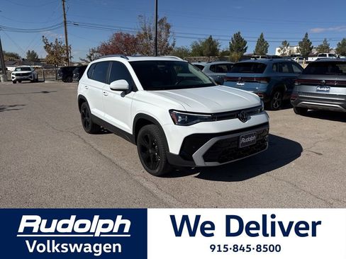 New 2026 Volkswagen Taos SEL image 7