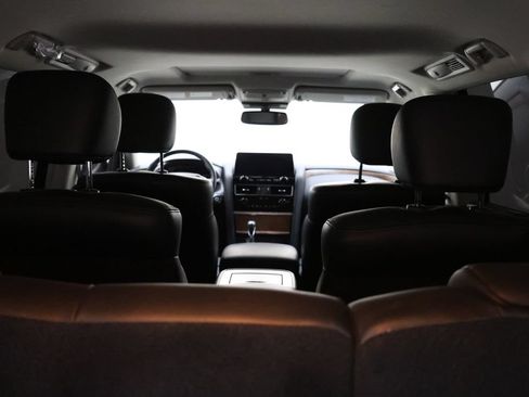 Used 2024 Nissan Armada SL w/ Captain's Chairs Package RWD image 94