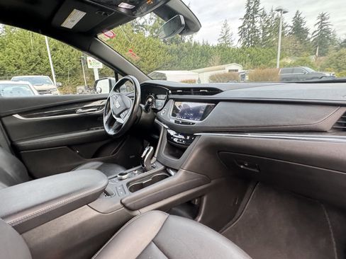 Used 2021 Cadillac XT5 Premium Luxury image 8