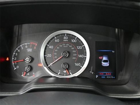Used 2022 Toyota Corolla SE image 3