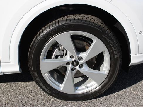 New 2025 Audi Q5 2.0T Premium Plus image 33