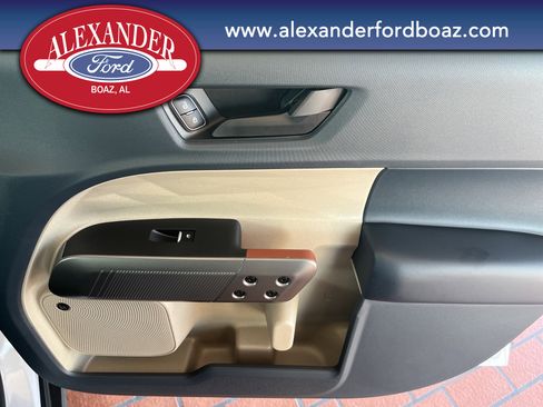 New 2026 Ford Maverick Lariat w/ 4K Tow Package image 18