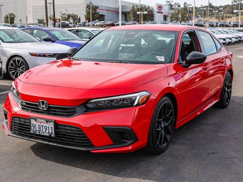 Certified 2024 Honda Civic Sport image 17