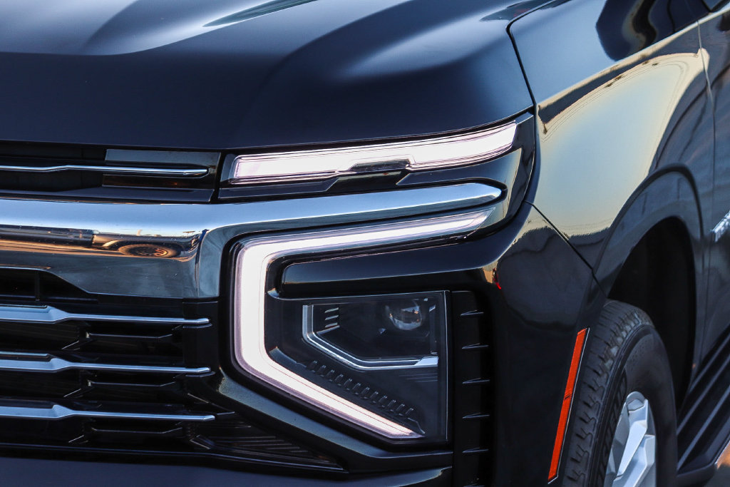 Used 2025 Chevrolet Tahoe LT AWD/4WD image 5