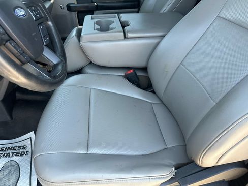 Used 2020 Ford F250 XL w/ Power Equipment Group RWD image 35