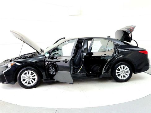 Certified 2025 Toyota Camry LE FWD image 10