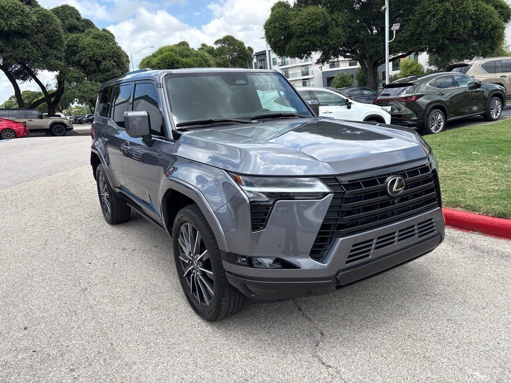 Used 2025 Lexus GX 550 w/ Accessory Package (Z1) AWD/4WD image 7