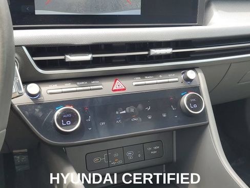 Certified 2024 Hyundai Sonata SEL w/ Convenience Package FWD image 19