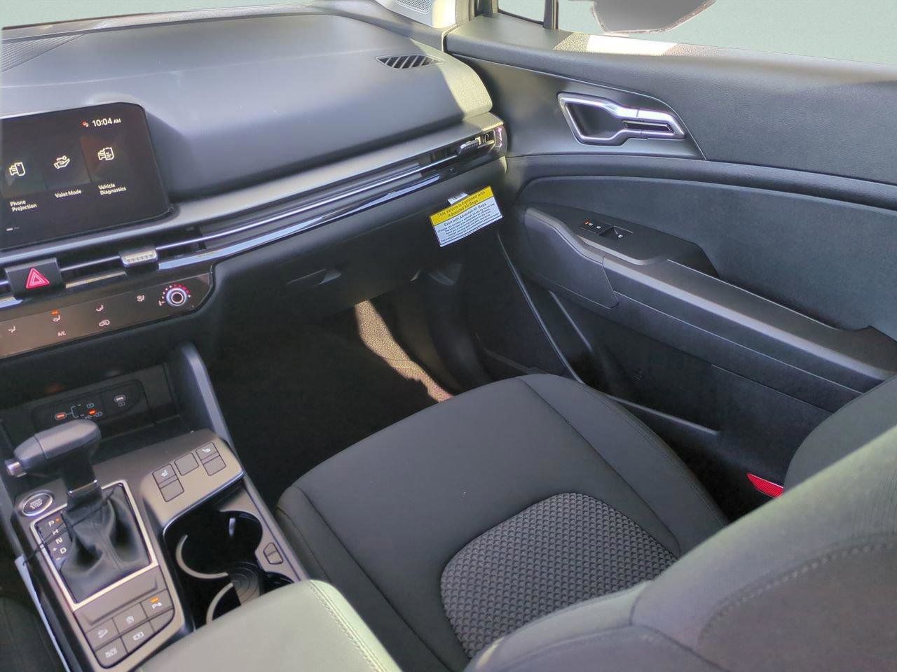 New 2026 Kia Sportage LX w/ LX Convenience Package FWD image 14
