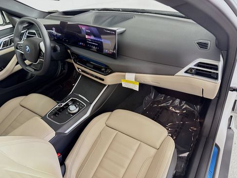 New 2026 BMW i4 eDrive40 w/ Premium Package RWD image 31