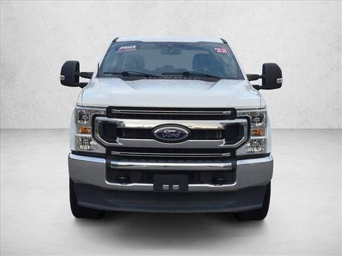 Used 2022 Ford F250 XLT AWD/4WD image 2
