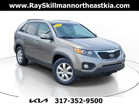 Used 2013 Kia Sorento LX w/ Convenience Pkg AWD/4WD image 1