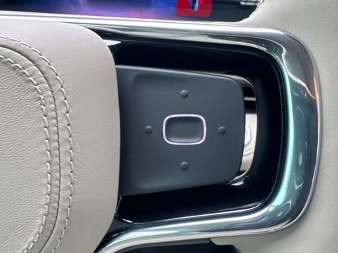 New 2025 Lincoln Nautilus Premier w/ Equipment Group 102A image 27