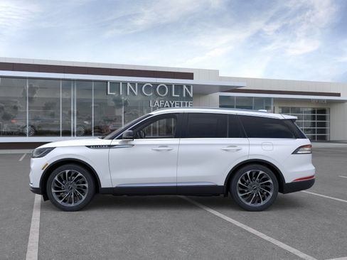 New 2026 Lincoln Aviator Reserve AWD/4WD image 3