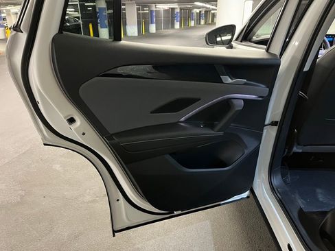 New 2026 Volkswagen Tiguan SE AWD/4WD image 20