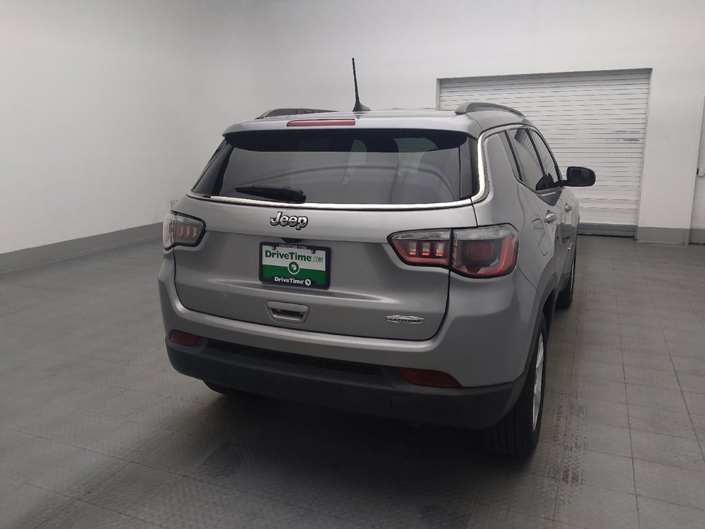 Used 2018 Jeep Compass Latitude w/ Popular Equipment Group FWD image 7