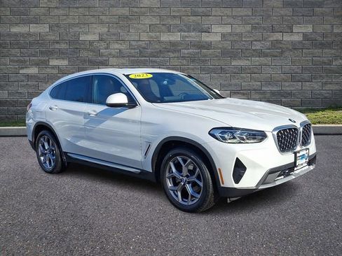 Used 2023 BMW X4 xDrive30i image 1