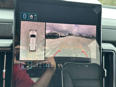 New 2026 GMC Yukon XL AT4 Ultimate w/ LPO, Floor Liner Package AWD/4WD image 27
