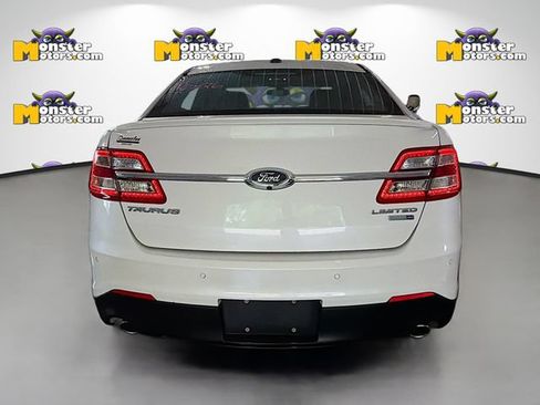 Used 2018 Ford Taurus Limited AWD/4WD image 5