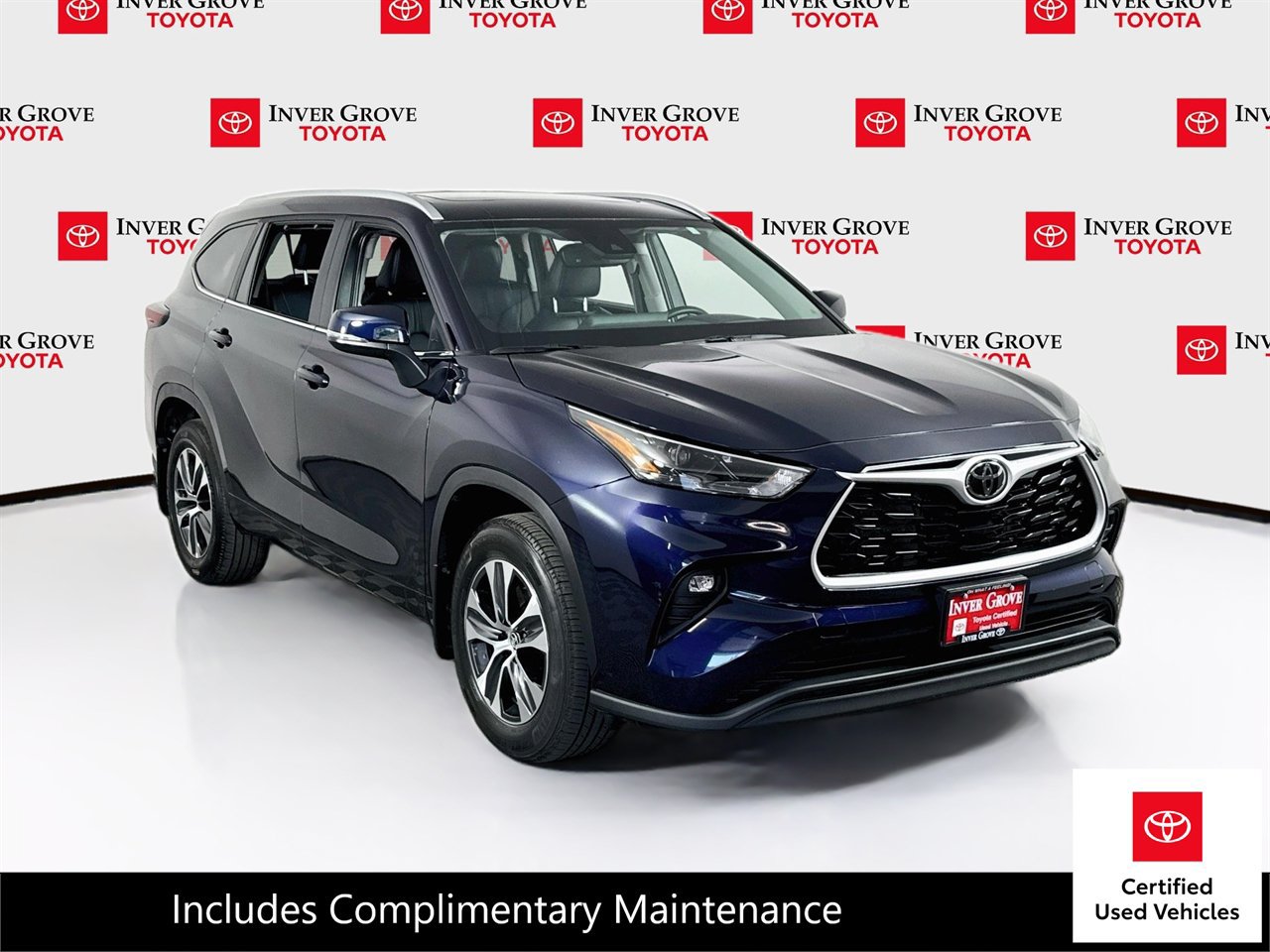 Used 2026 Toyota Highlander XLE AWD/4WD image 3