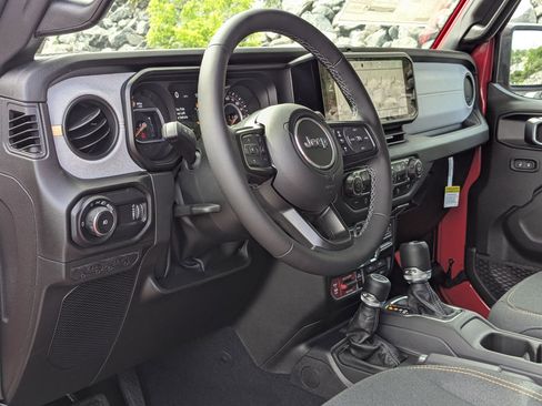 New 2025 Jeep Wrangler Unlimited Sport image 11