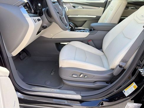 New 2026 Cadillac XT5 Premium Luxury AWD/4WD image 4