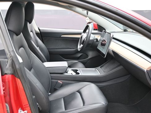 Used 2023 Tesla Model 3 Standard Range RWD image 40