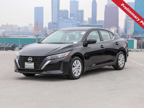 Used 2025 Nissan Sentra S FWD image 1