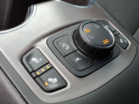Used 2022 GMC Terrain AT4 w/ LPO, Floor Liner Package AWD/4WD image 16