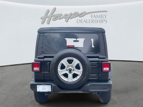 Used 2022 Jeep Wrangler Unlimited Sport AWD/4WD image 4