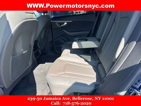 Used 2022 Audi Q8 Premium Plus w/ Premium Plus Package image 26