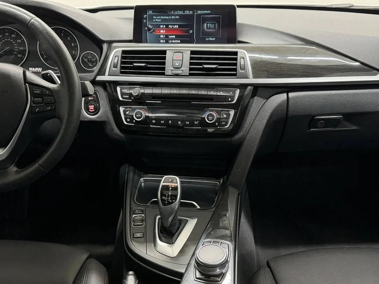 Used 2017 BMW 330i Sedan RWD image 33
