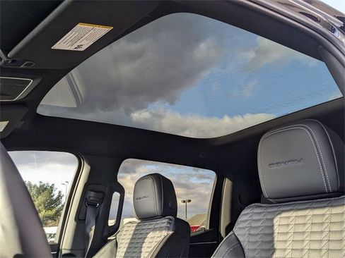 New 2025 GMC Sierra EV Denali image 22