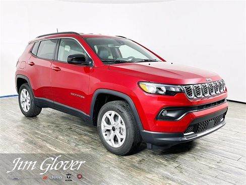 New 2026 Jeep Compass Latitude image 1