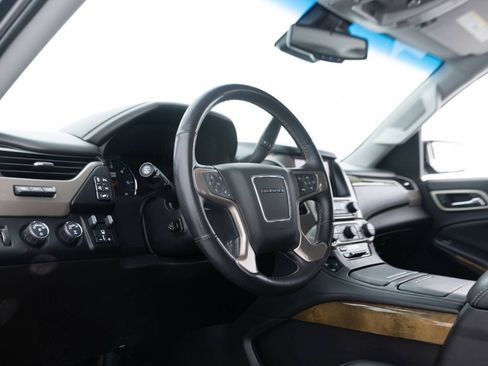 Used 2017 GMC Yukon XL Denali w/ Open Road Package AWD/4WD image 30