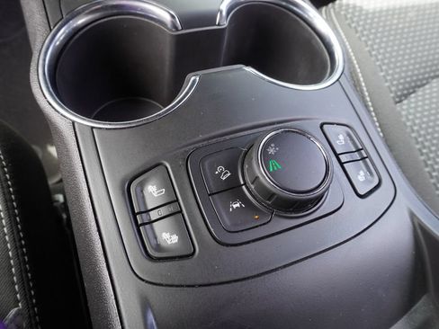 Certified 2023 GMC Terrain SLE w/ Driver Convenience Package FWD image 18
