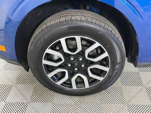 Certified 2023 Ford Maverick Lariat w/ Lariat Luxury Package image 8