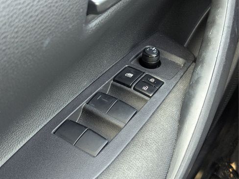 Used 2024 Toyota Corolla LE FWD image 21